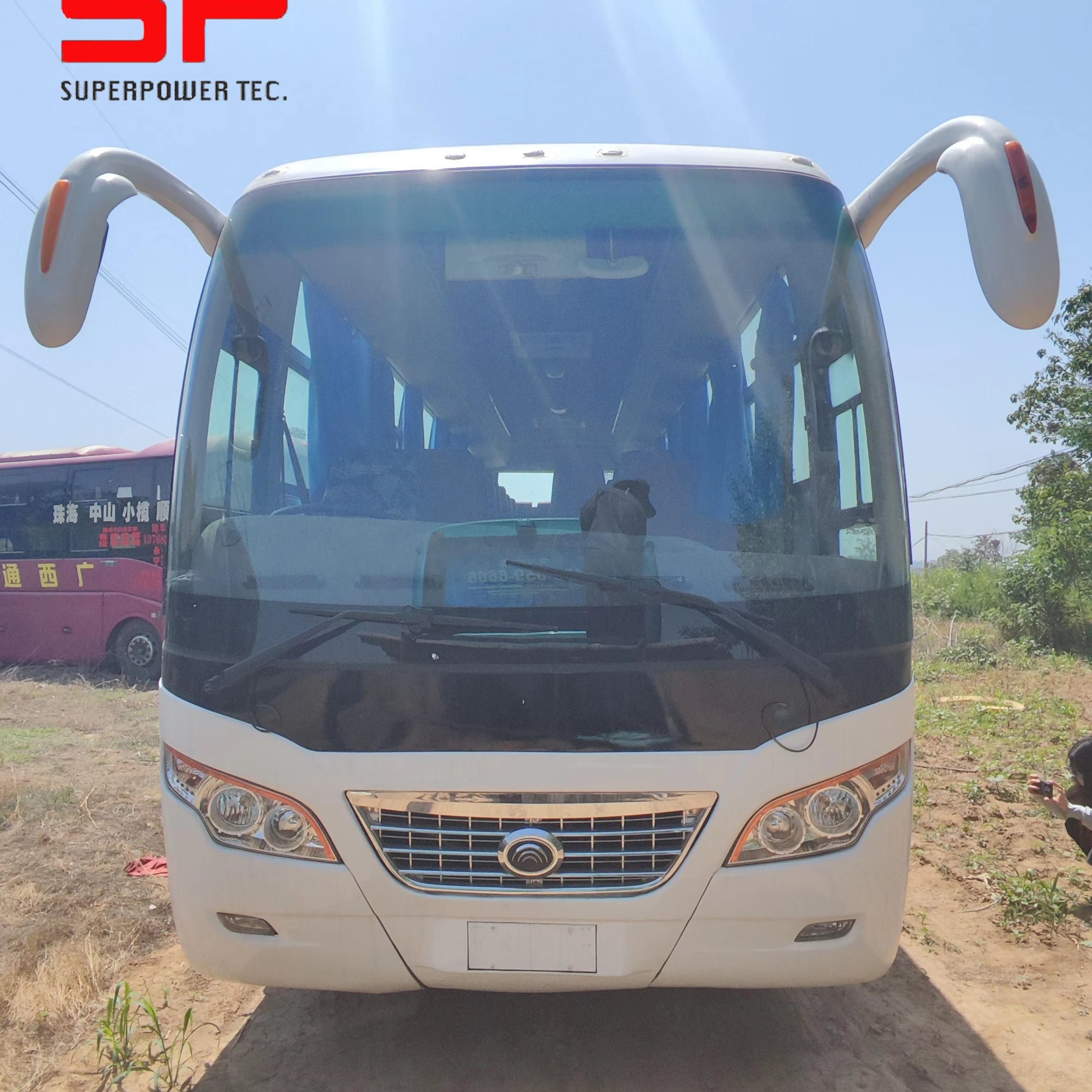 Used 50 Seat YU TONG Express Bus Weichai Engine Luxury Used Coach Bus